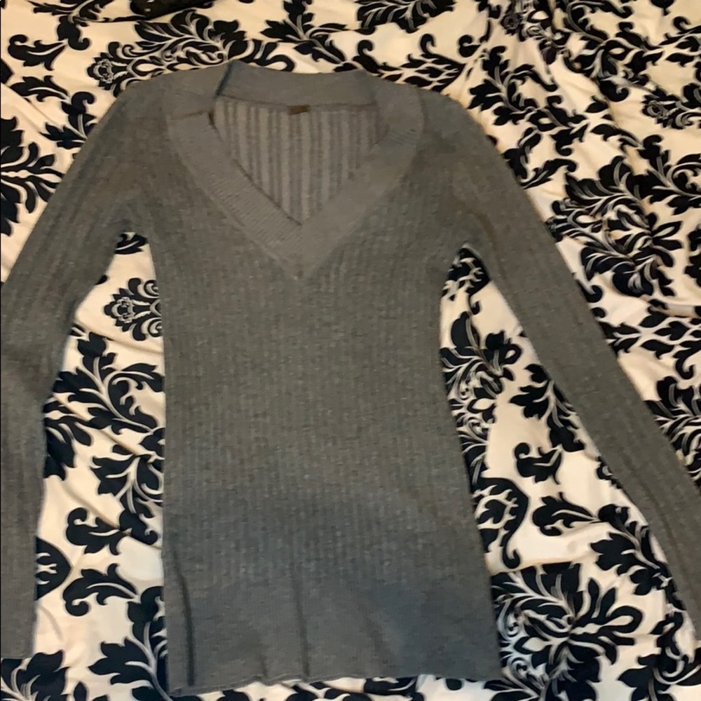 V-neck Sweater